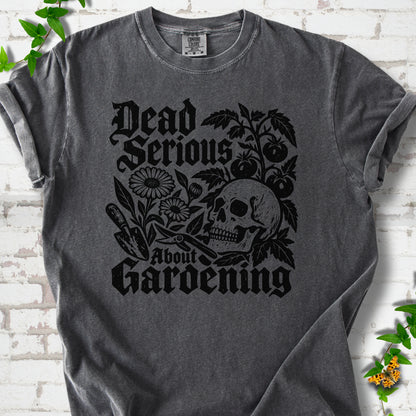 Pepper Comfort Colors® T-shirt with cream Dead Serious About Gardening graphic