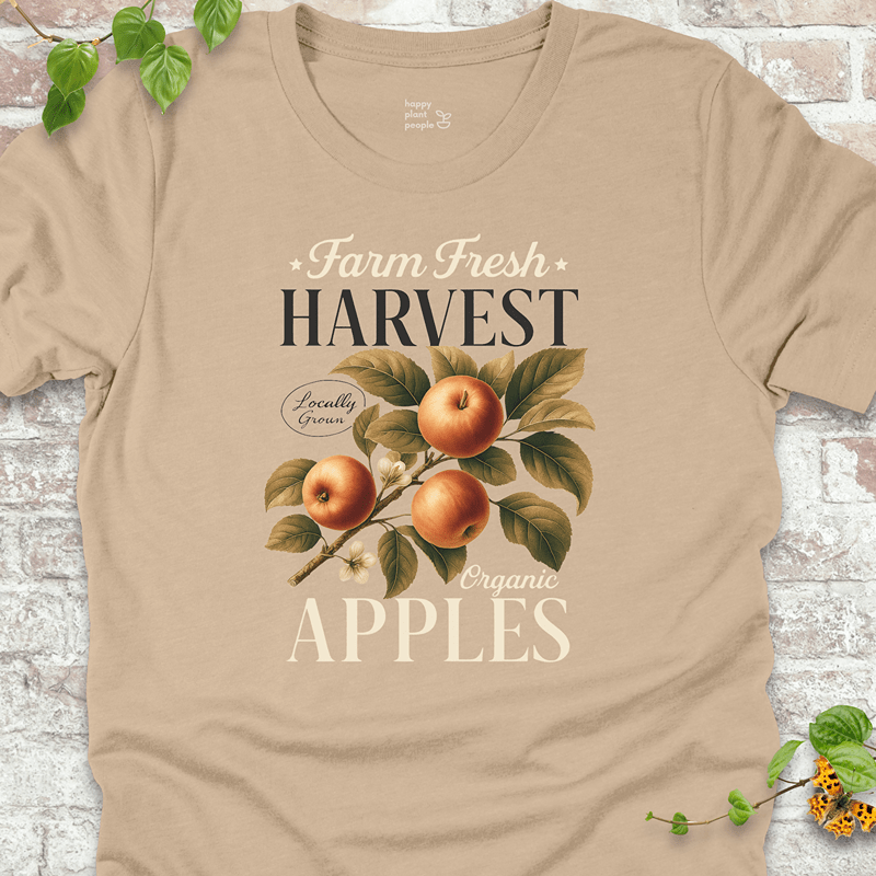 Neutral tan tee with vintage apple design. Lightweight and breathable style for Thanksgiving and homestead fall vibes.
