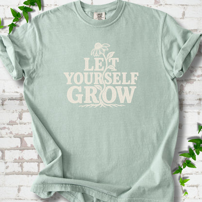 Bay Comfort Colors® T-shirt with distressed Let Yourself Grow flower graphic